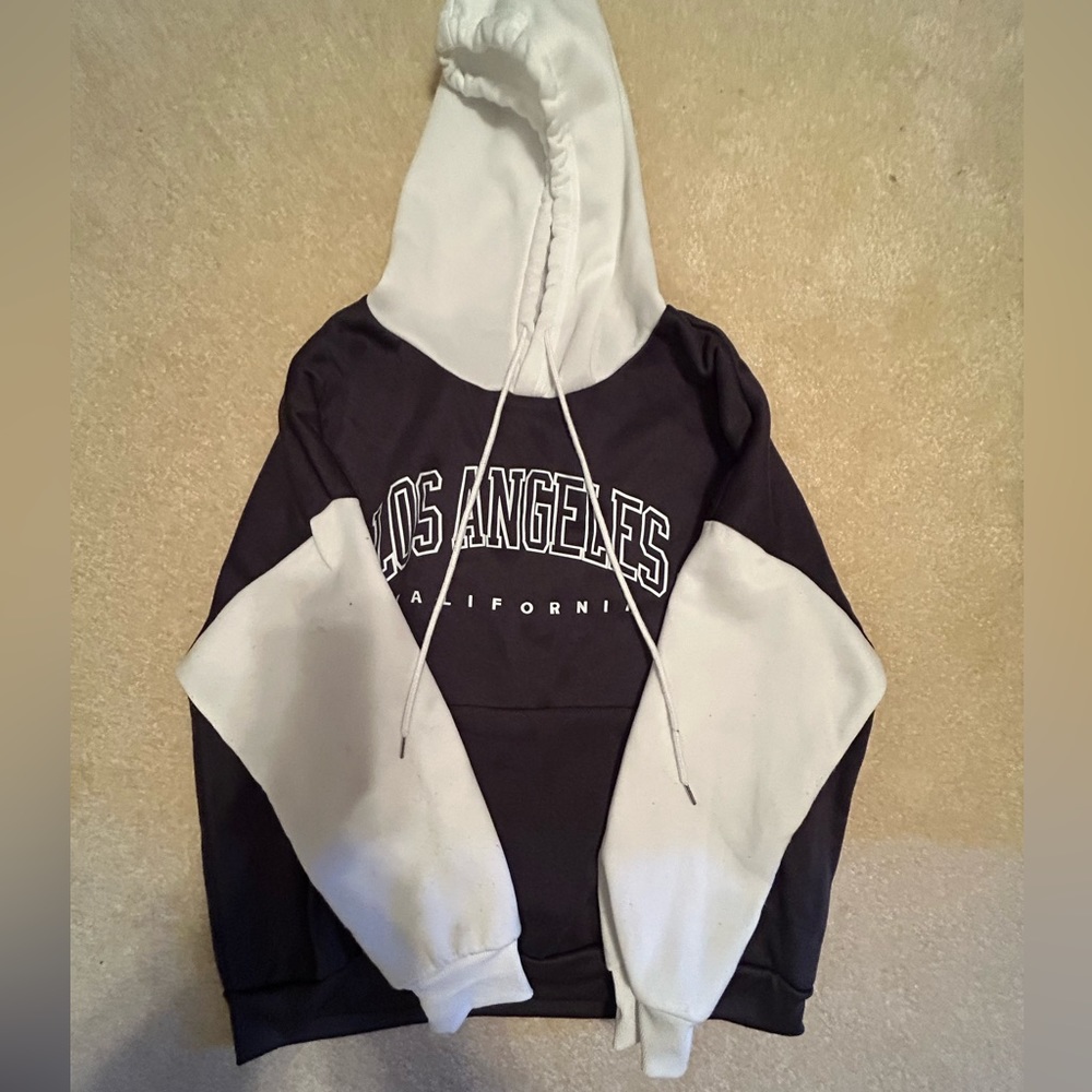 SHEIN Sweatshirt